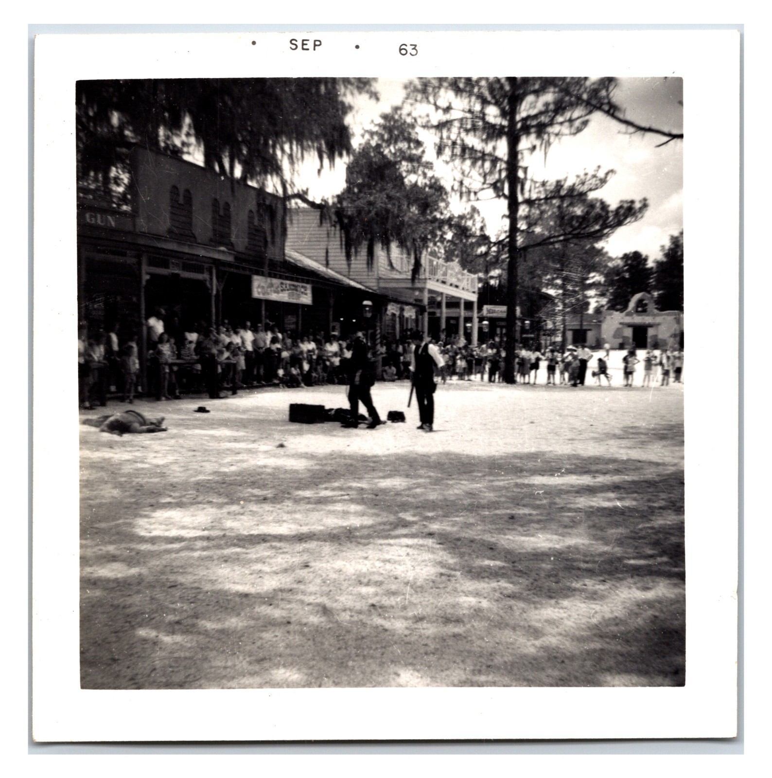 Vintage 1963- 6 Gun Town Amusement Park - Ocala, FL Original Snapshot Photo