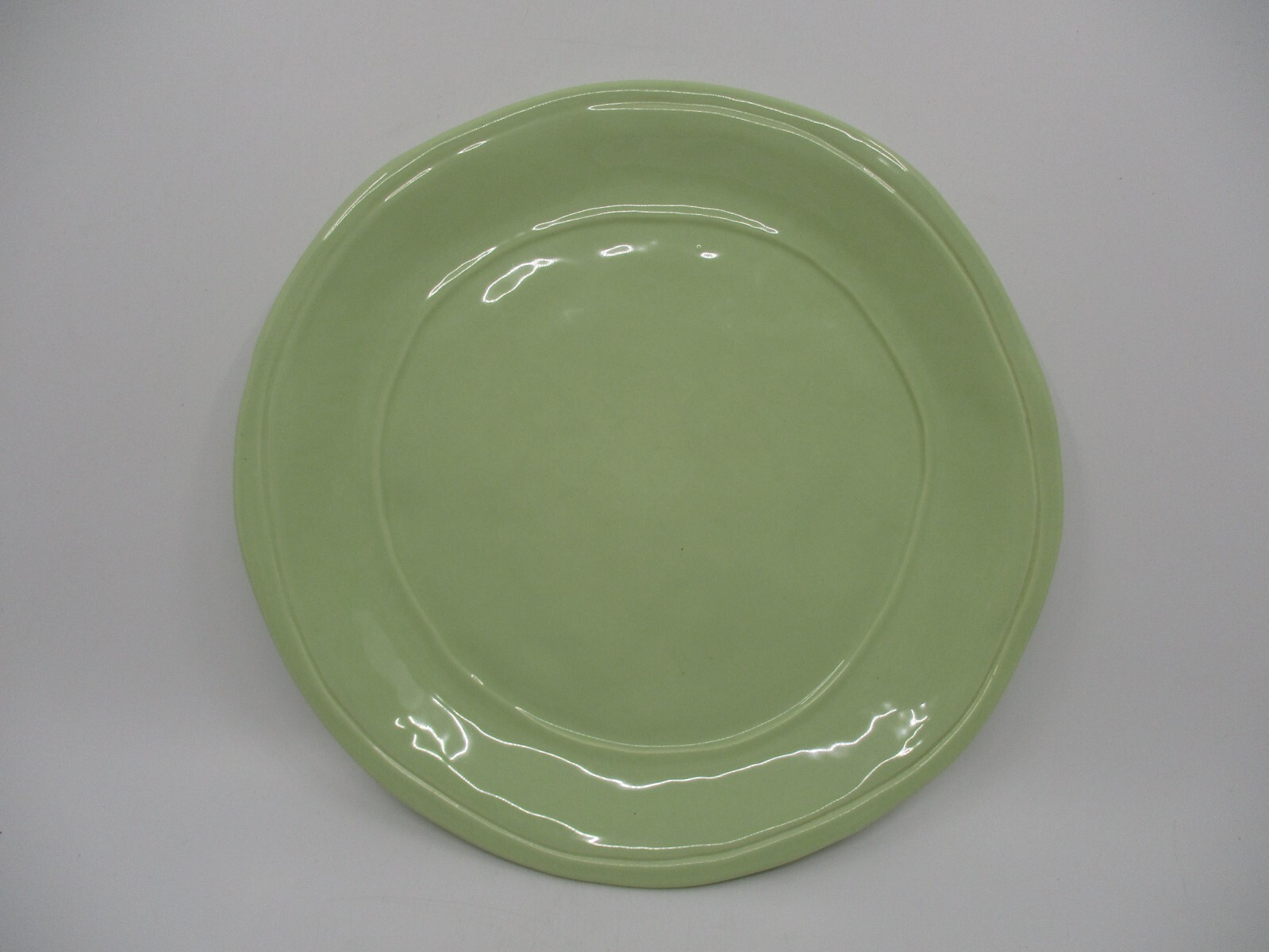 VIETRI VIVA FRESH PISTACHIO SALAD PLATE -  8 3/8