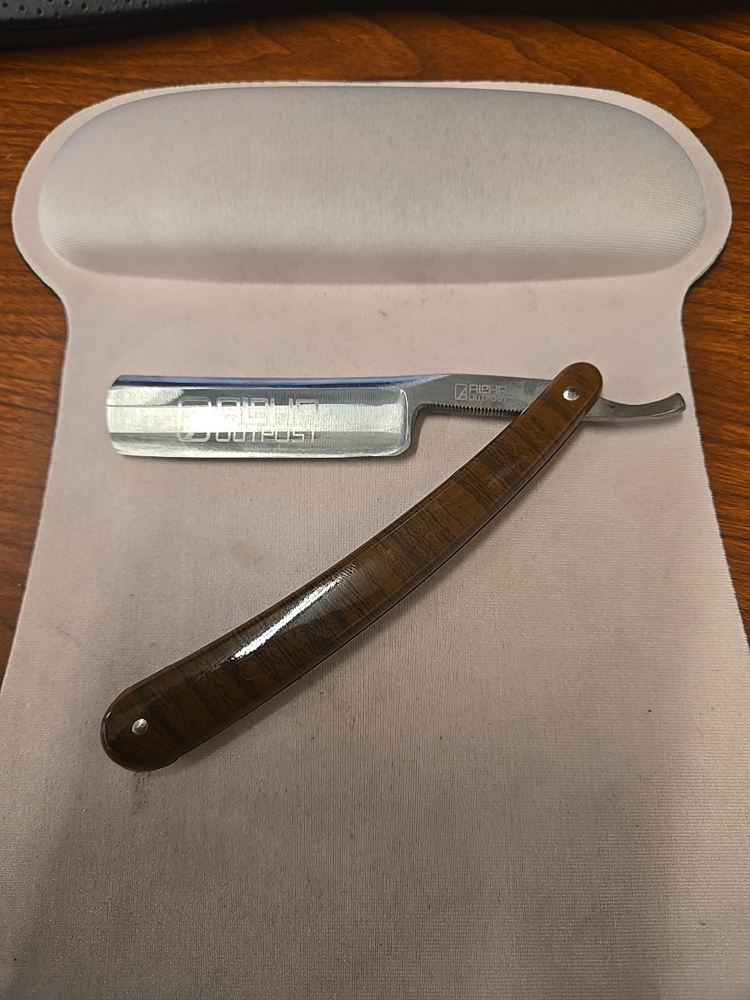 Alpha Outpost Folding Straight Razor - 9.5