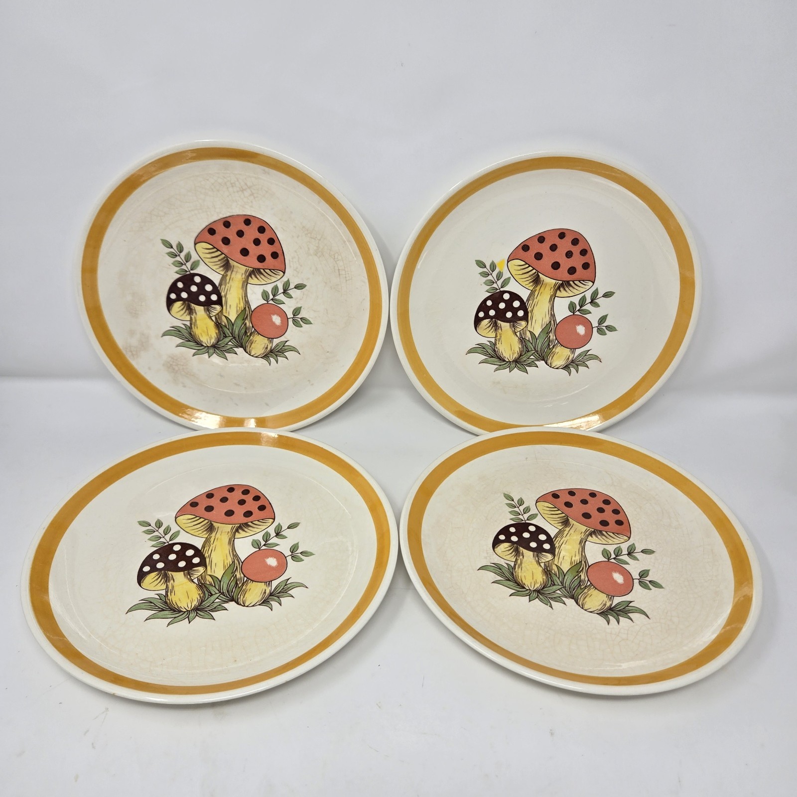 4 Vintage Merry Mushroom Sears & Roebuck Dinner Plates 9 1/2