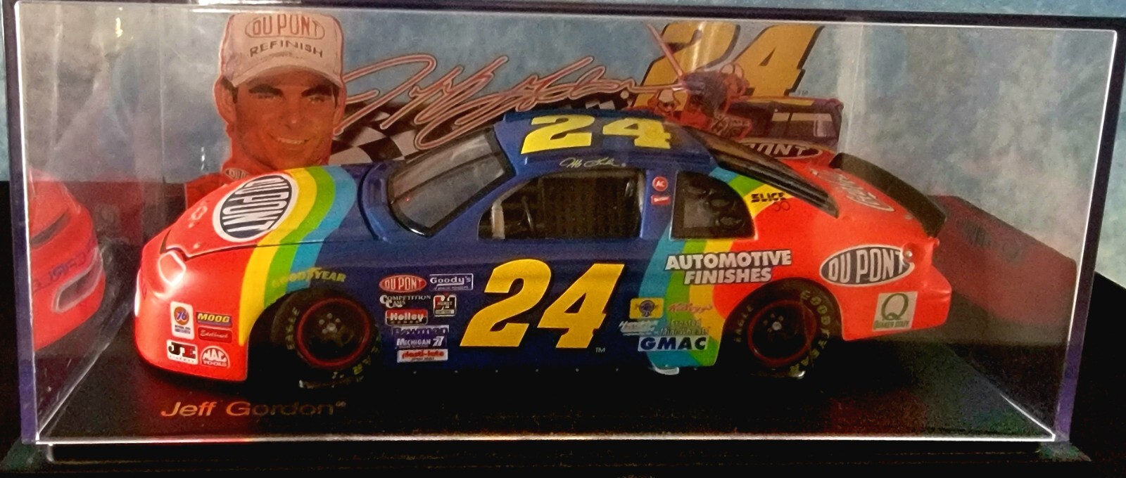 NASCAR Jeff Gordan 4 Times Winston Cup Series Champion #24 Monte Carlo 1/24 NASCAR Jeff Gordan 4 Times Winston Cup Series Champion #24 Monte Carlo 1/24