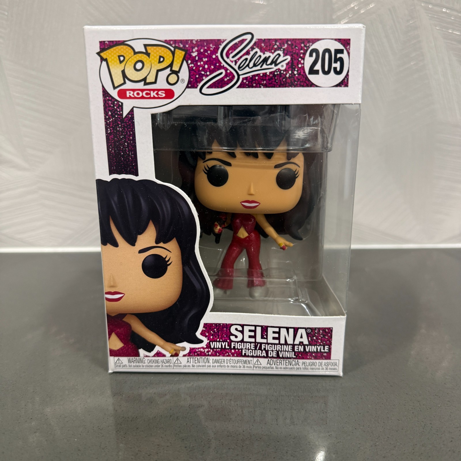 Funko Pop Rocks Selena #205 Vinyl Figure Boxed Original Unopened Protector NEW