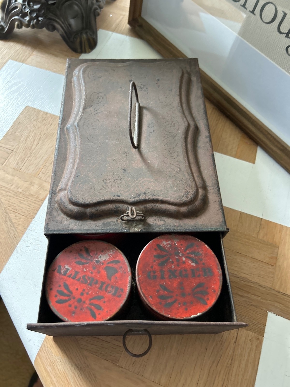 Vintage Metal Spice Box with 6 Red Labeled Spice Containers and Grater Vintage Metal Spice Box with 6 Red Labeled Spice Containers and Grater