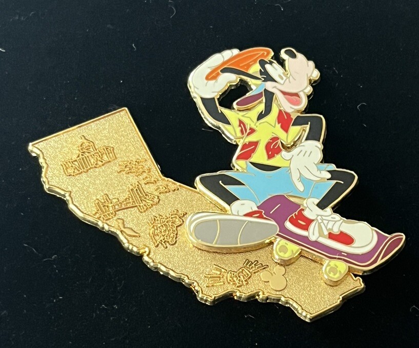 Disney Shopping Goofy Skateboard California LE 250 Golden State Pin 2009 Rare Disney Shopping Goofy Skateboard California LE 250 Golden State Pin 2009 Rare