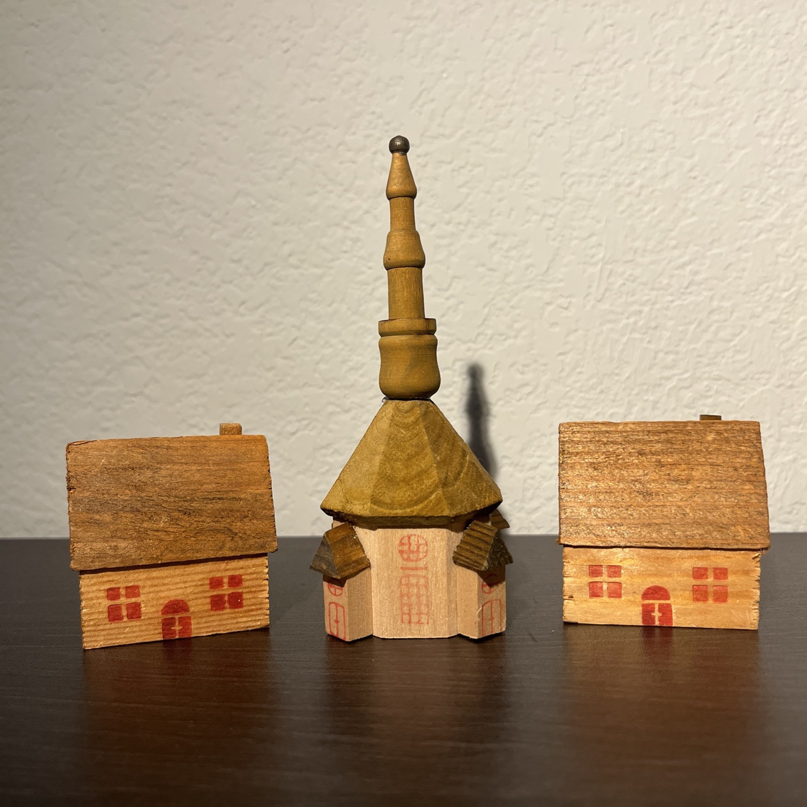 Vintage Wood Miniature Seiffen Village Erzgebirge Church & Houses Germany 3 PCS