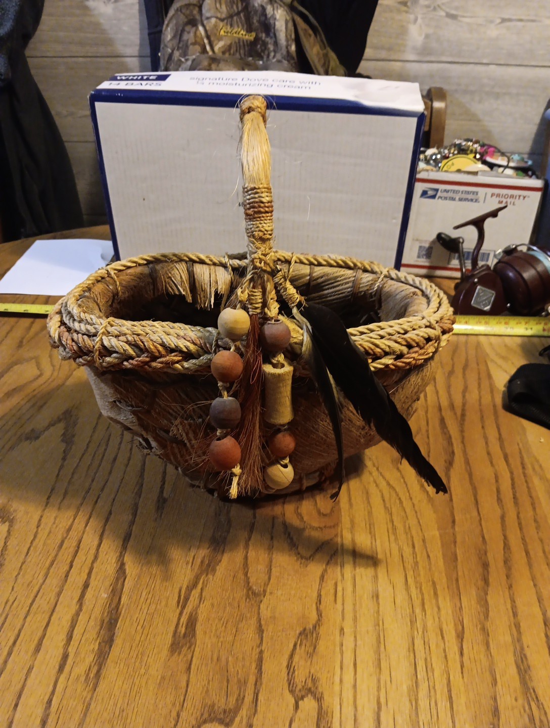 Large Hand Woven Folk Art Reed and Bark Basket 6,5\