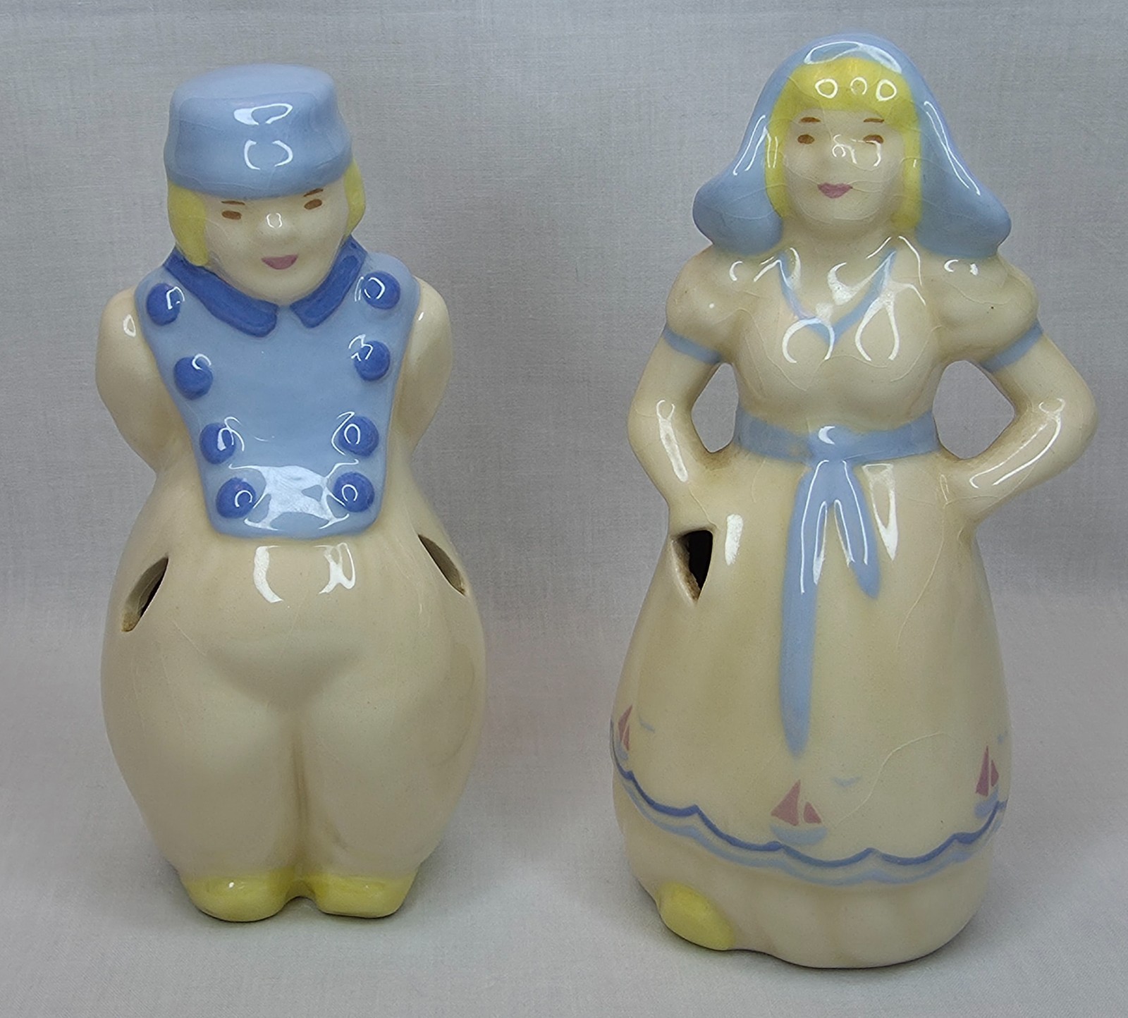Vintage Shawnee Pottery Dutch Boy & Girl Bud Vase Pair 6