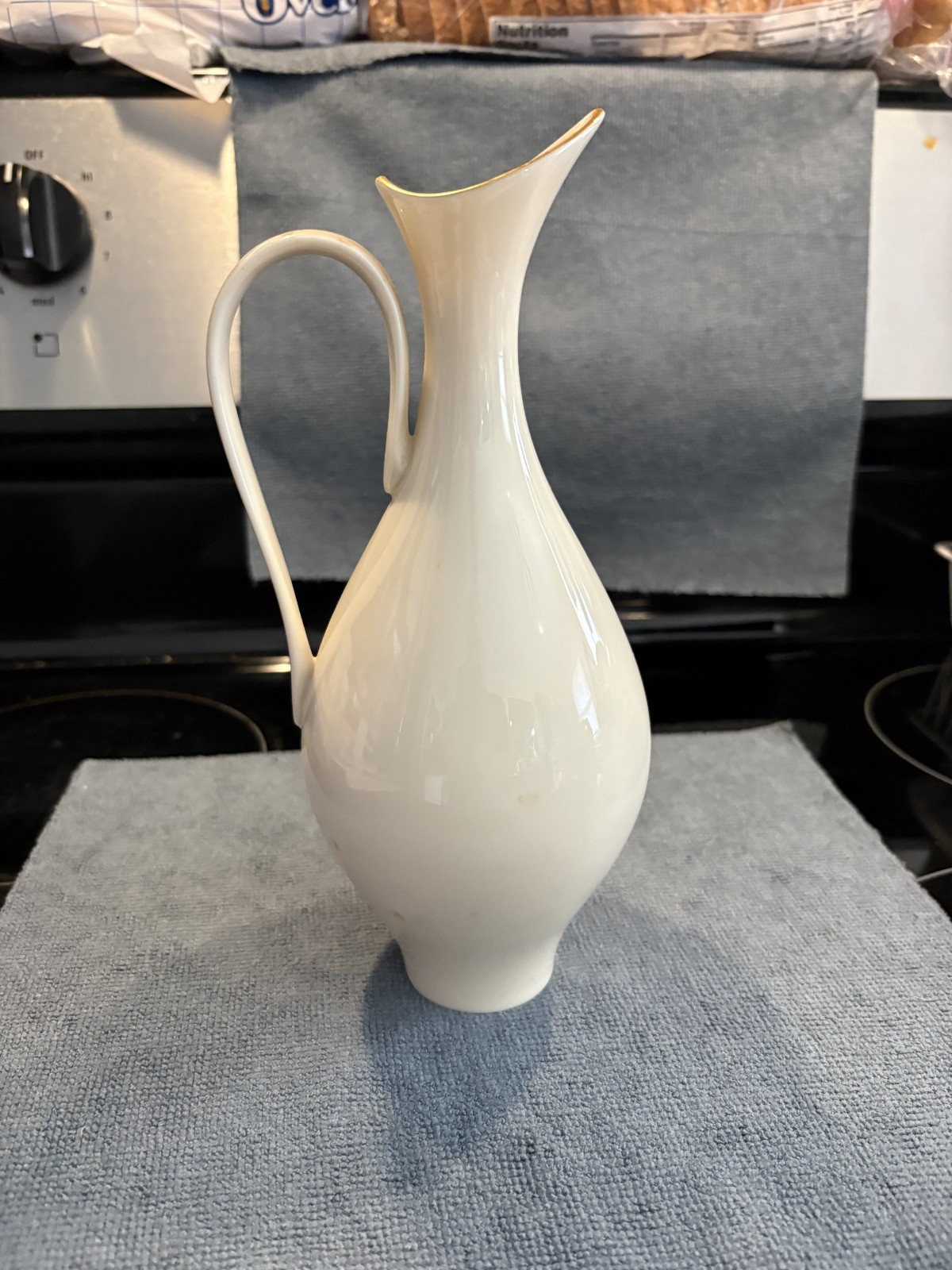 Lenox Bone China Porcelain Beverly Pitcher-Ivory-9 Lenox Bone China Porcelain Beverly Pitcher-Ivory-9