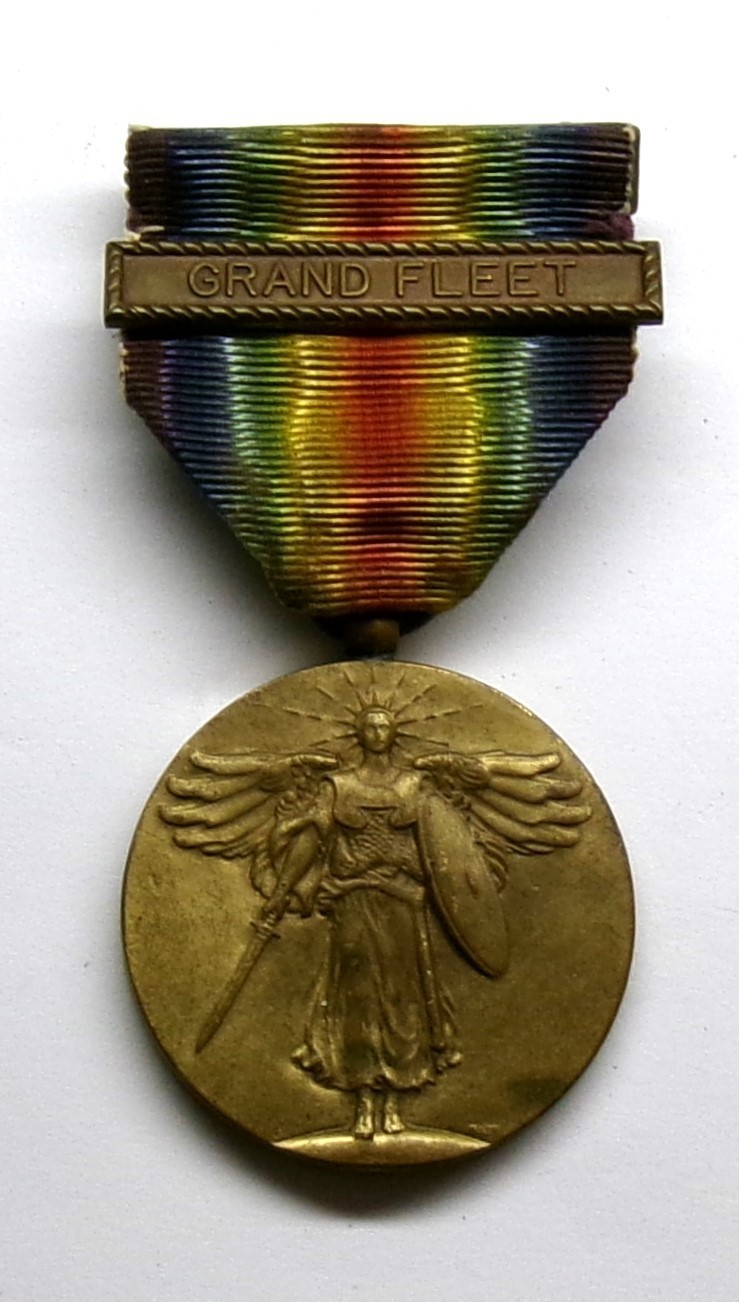VINTAGE WW I U.S. Navy Victory Medal with GRAND FLEET BAR
