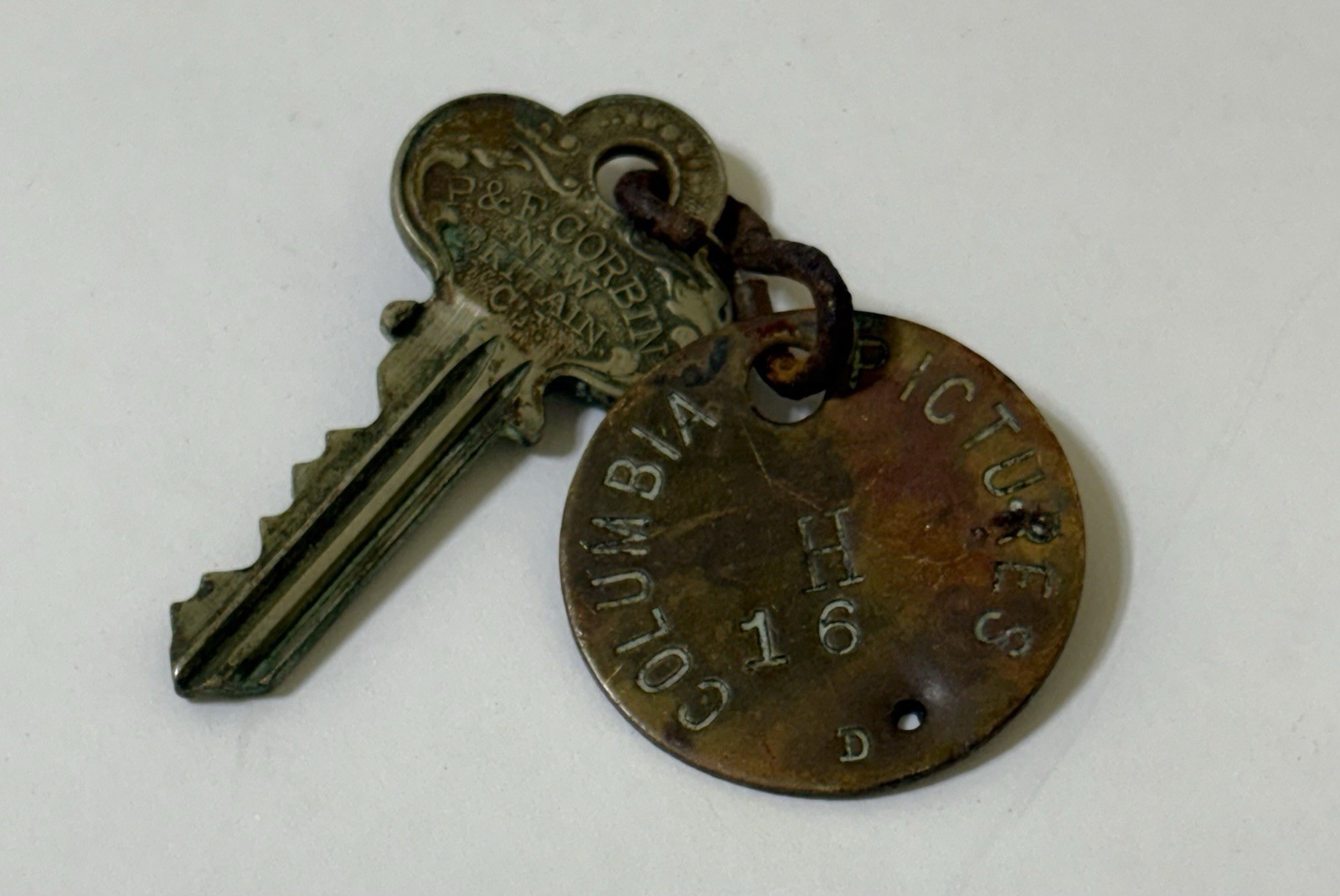 Rare COLUMBIA PICTURES Door Key & Metal Fob HOLLYWOOD - Cary Grant RITA HAYWORTH