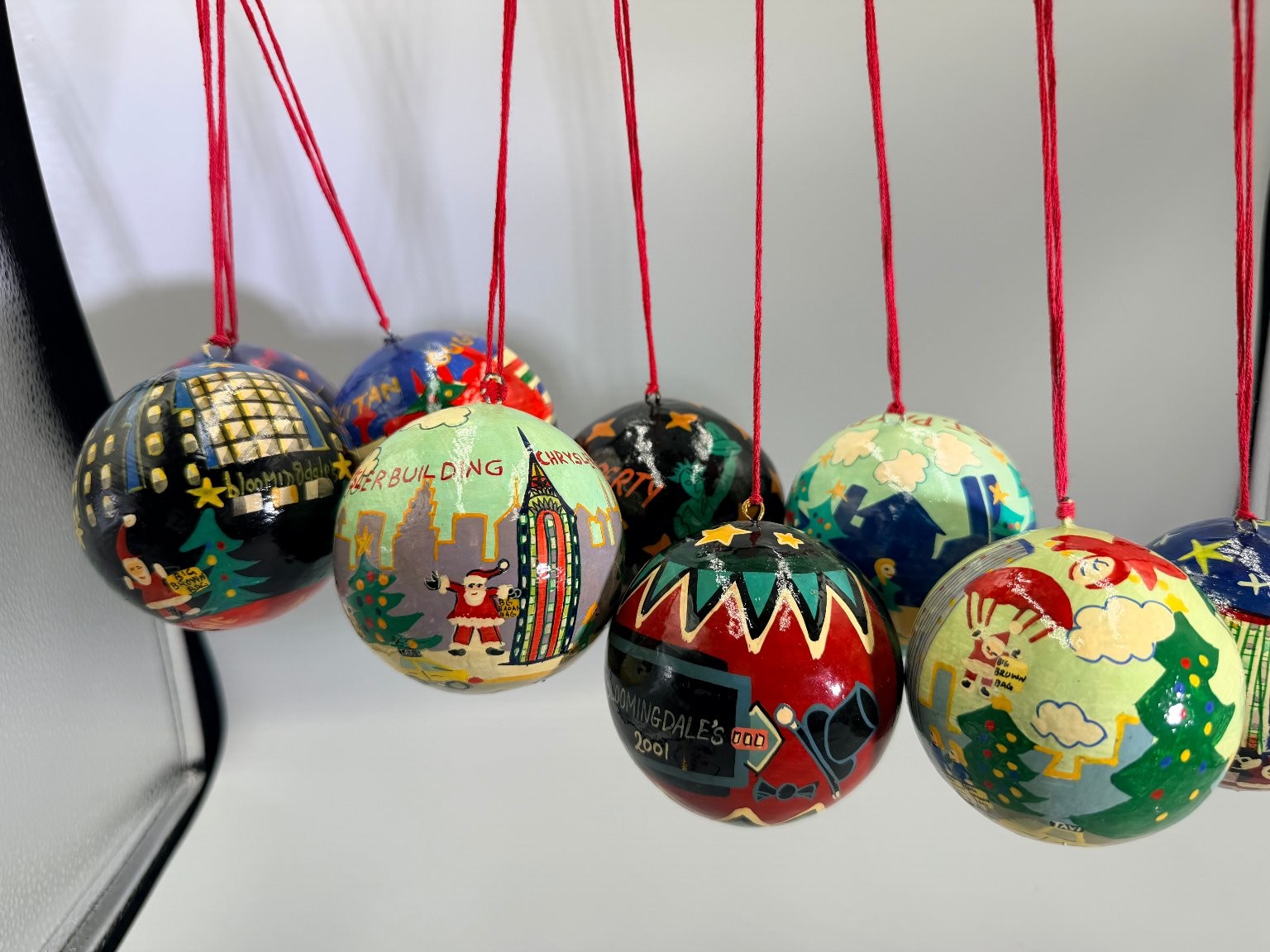 Set 9 Artist Hand Painted Bloomingdale\'s NYC Landmarks Christmas Ornaments 2001 Set 9 Artist Hand Painted Bloomingdale\'s NYC Landmarks Christmas Ornaments 2001