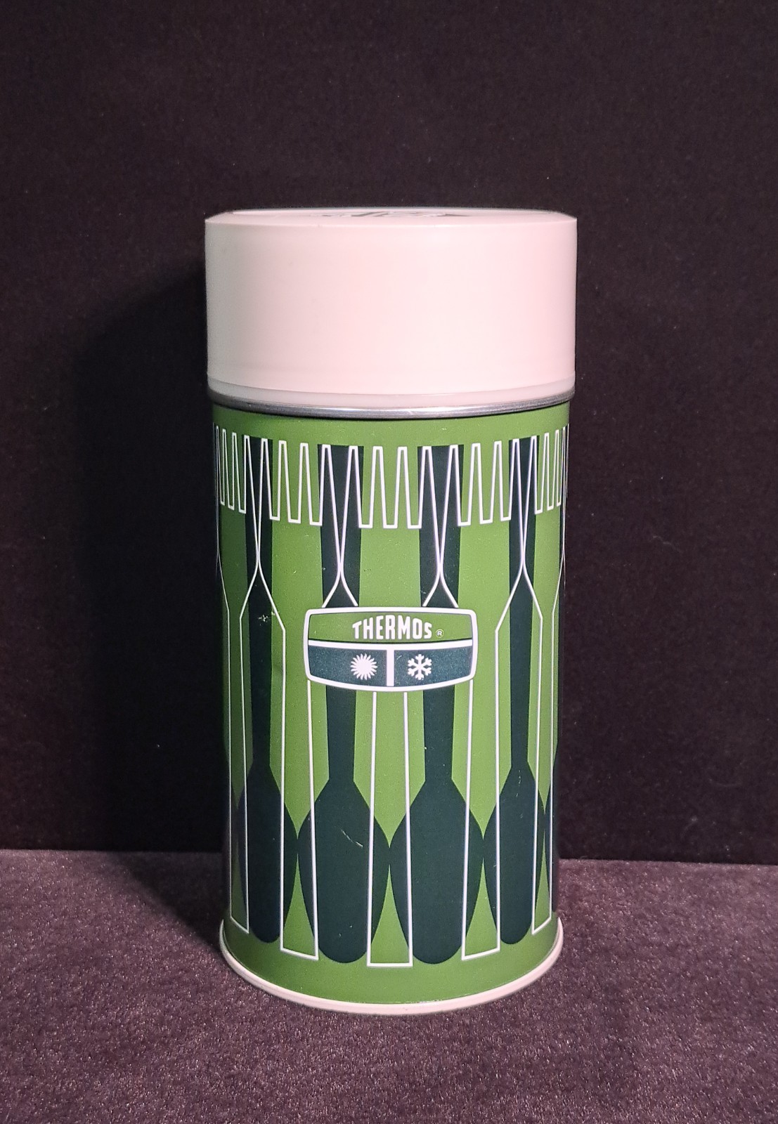 Thermos Vintage 1971 Metal King-Seeley Retro Green Geometric Pint Size Hot Cold Thermos Vintage 1971 Metal King-Seeley Retro Green Geometric Pint Size Hot Cold