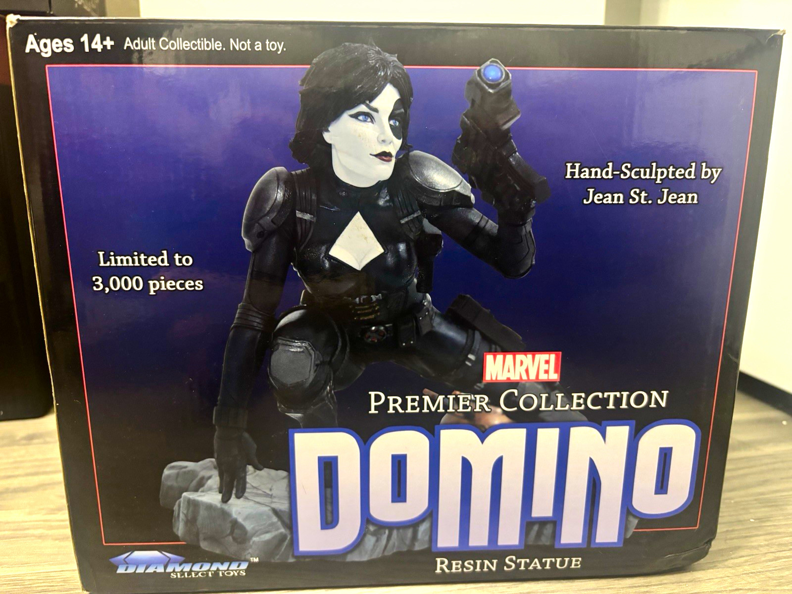 Diamond Select Toys Marvel Premier Collection Domino Resin Statue LE 1480/3000