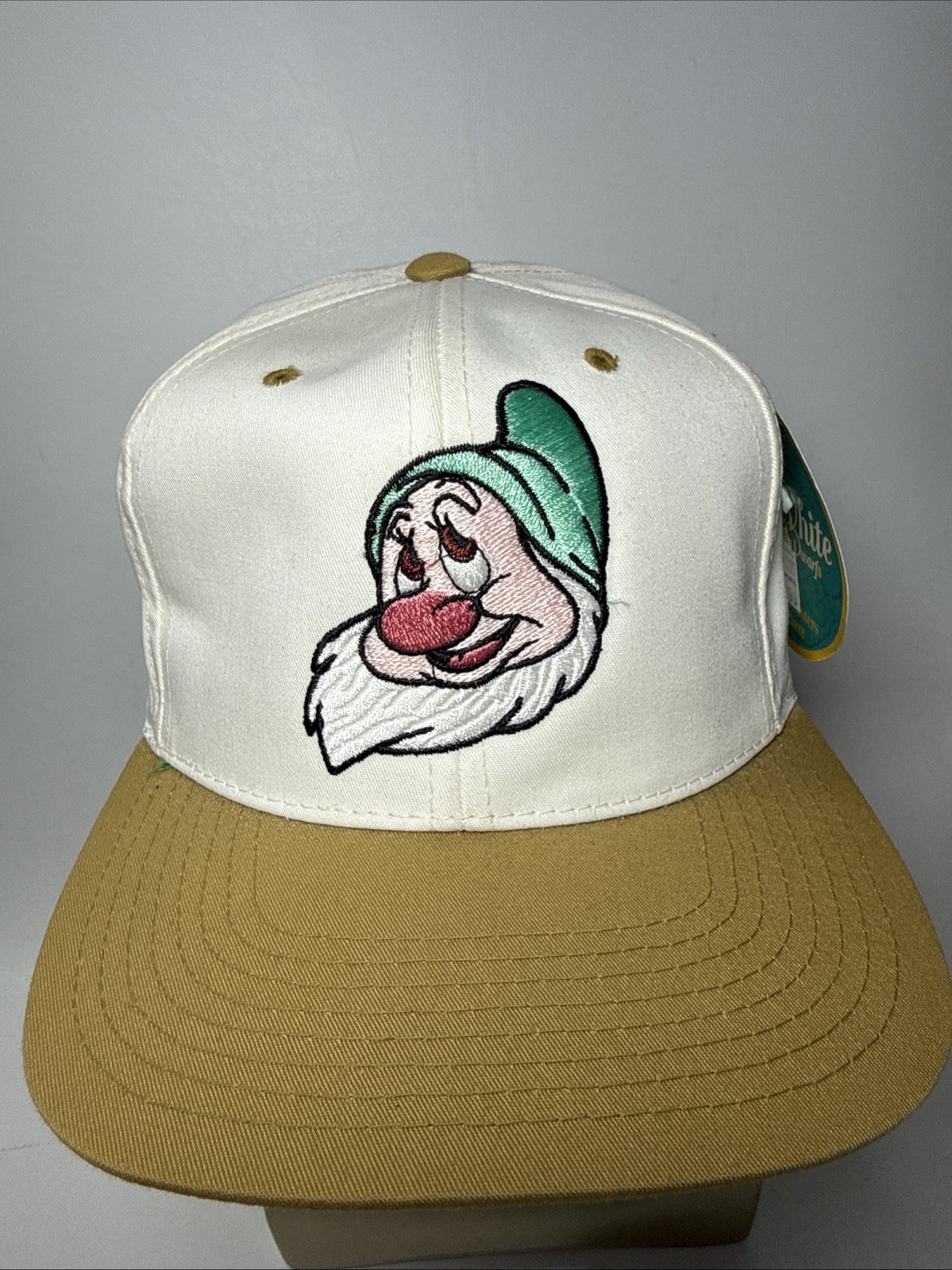 Disney Vintage Snow White Seven Dwarfs Sleepy Snapback Collectors Hat/cap Disney Vintage Snow White Seven Dwarfs Sleepy Snapback Collectors Hat/cap