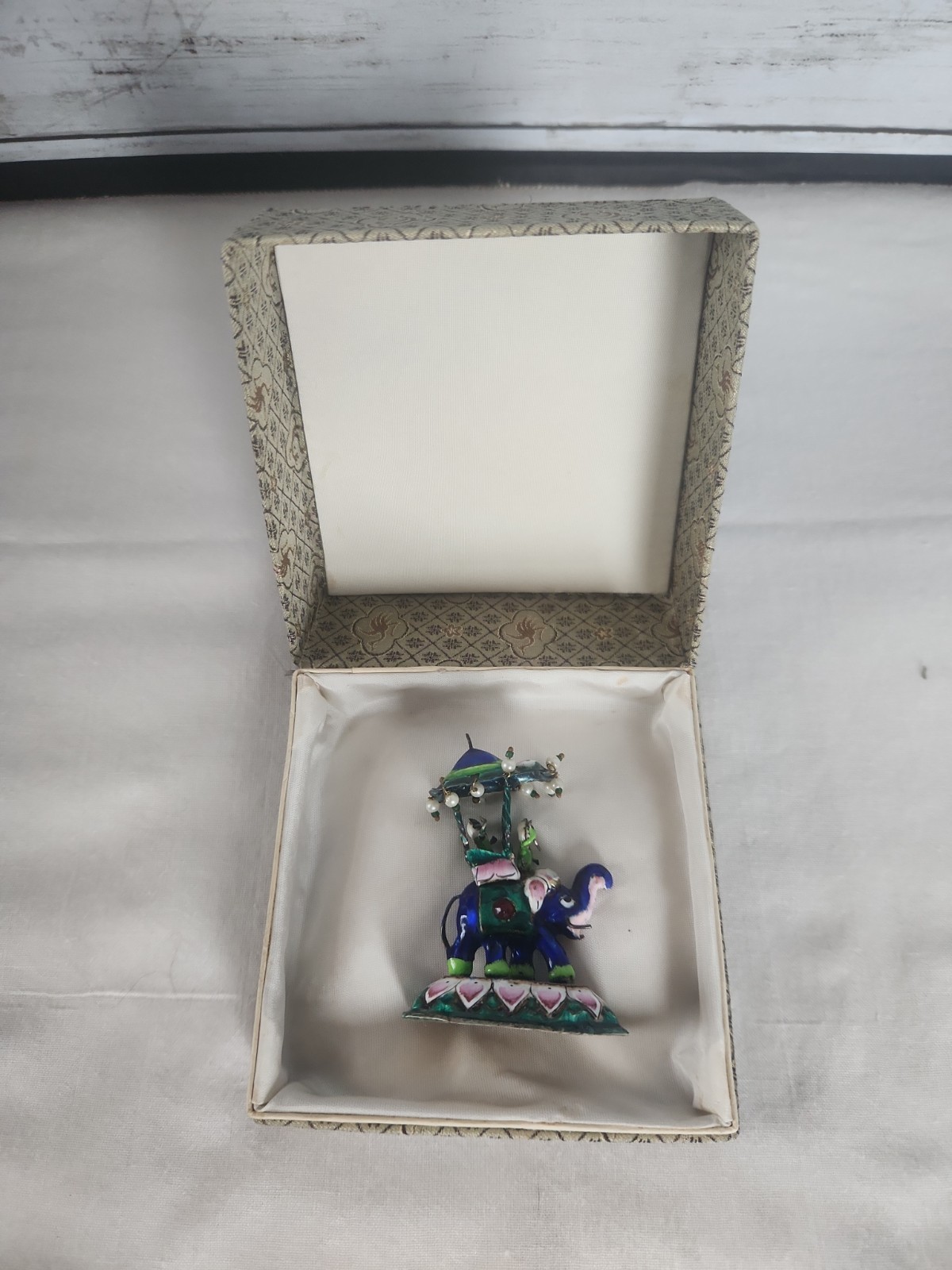 Vtg Chinese Cloisonne Enamel Statue Figure of an Elephant