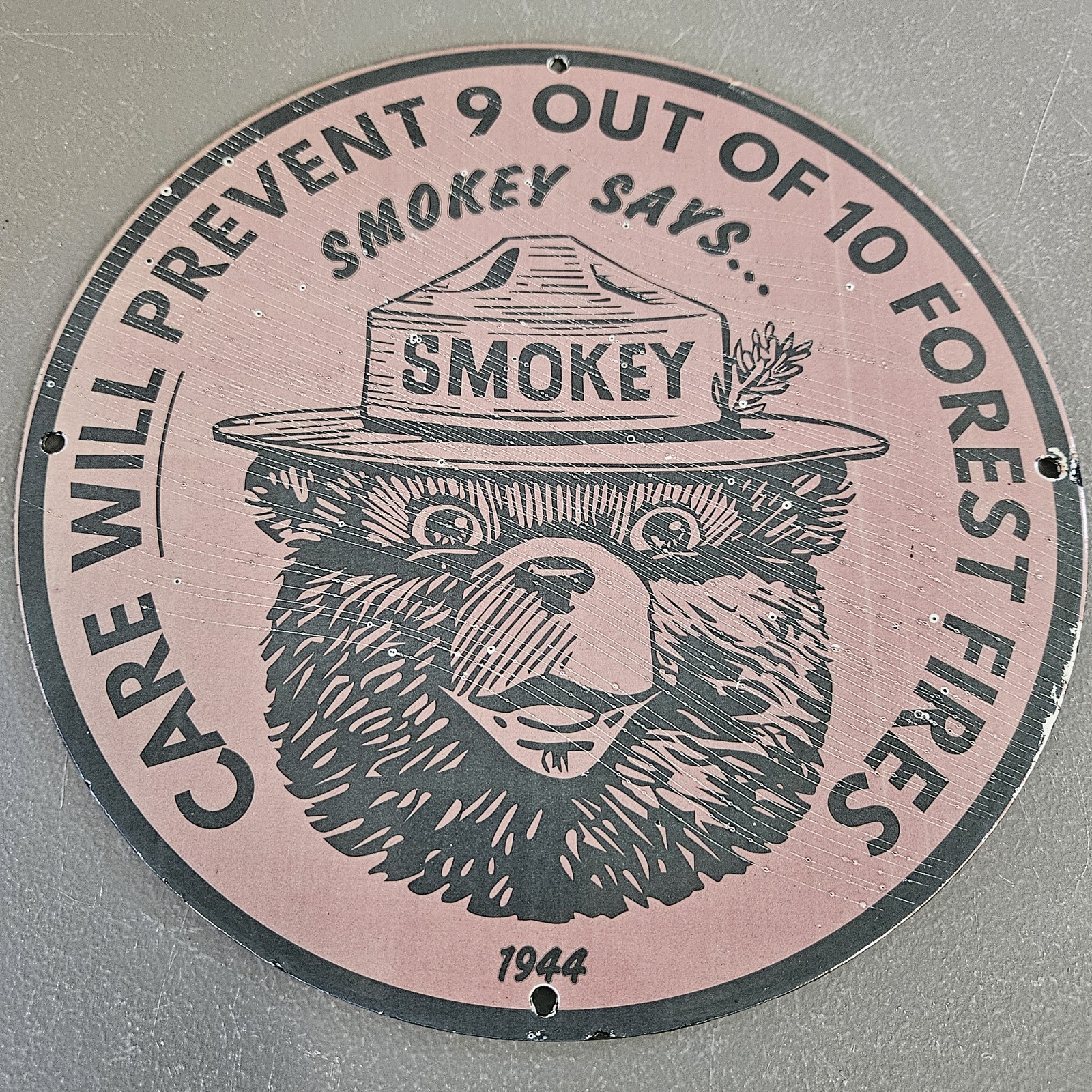 VINTAGE 1944 SMOKEY BEAR 12\