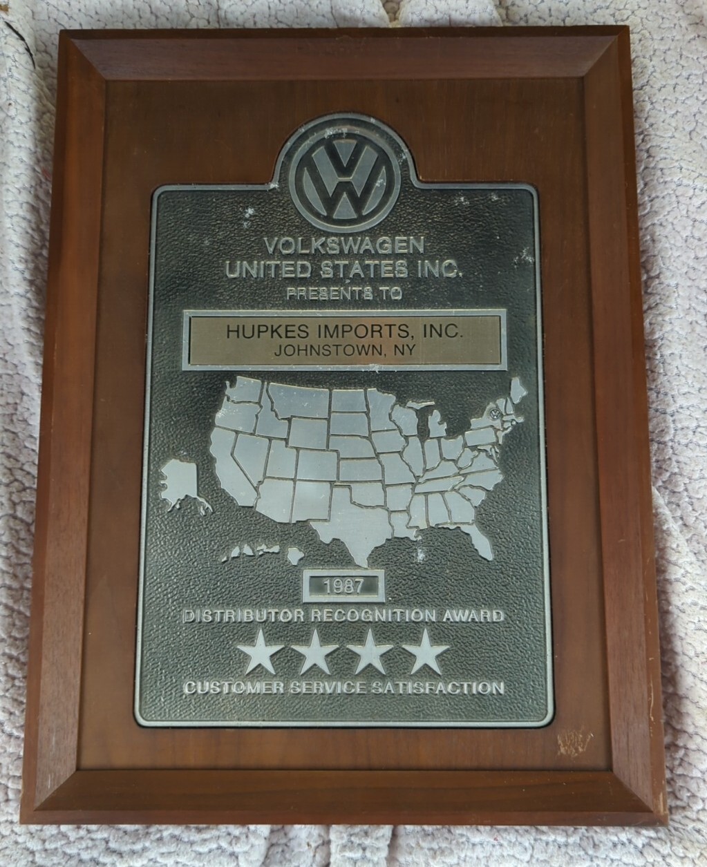 Vintage VW Volkswagen Hupkes Imports Inc 1987 Johnstown NY Distributor Award Tin