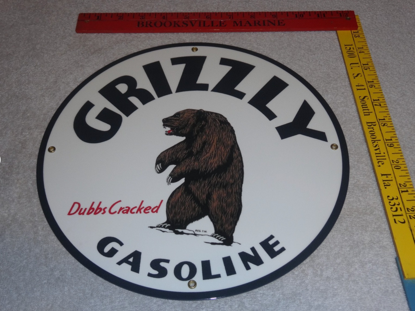 VINTAGE GRIZZLY GASOLINE DUBBS CRACKED BEAR 11 3/4