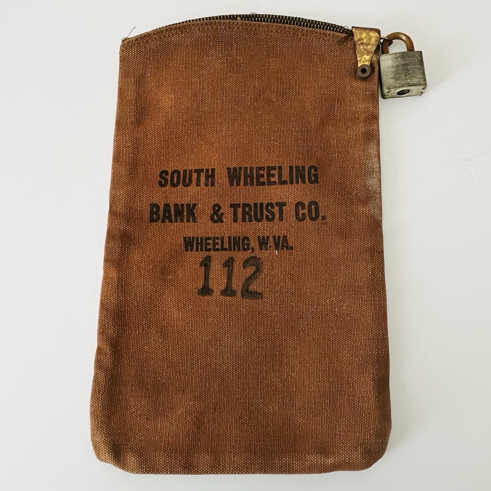 Vtg South Wheeling Bank & Trust Co. Wheeling, W. VA Canvas Money Bag W/Lock READ Vtg South Wheeling Bank & Trust Co. Wheeling, W. VA Canvas Money Bag W/Lock READ