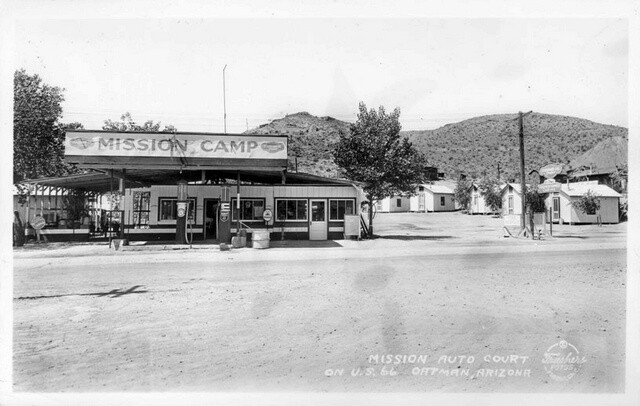 Mission Auto Court, Oatman, Arizona 1950s OLD PHOTO Mission Auto Court, Oatman, Arizona 1950s OLD PHOTO