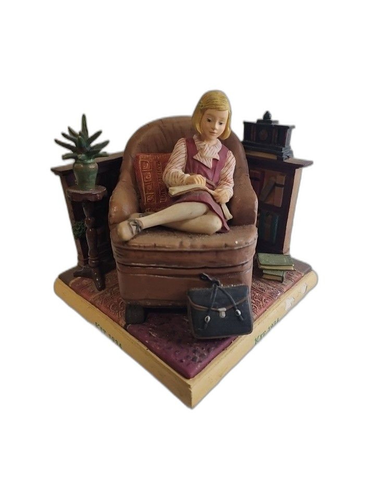 AMERICAN GIRL  statue Kit Kittredge books 1934 collectible Club bookend