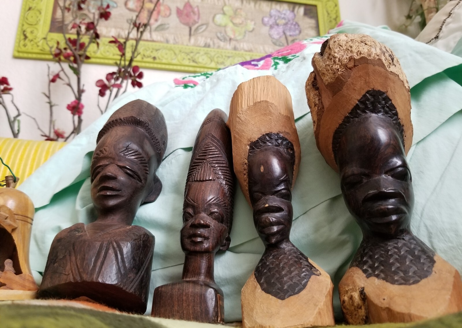 4/Stunning/Handmade African crafted EbonyWood Figurines Apprx. Sz.7.5\ 4/Stunning/Handmade African crafted EbonyWood Figurines Apprx. Sz.7.5\