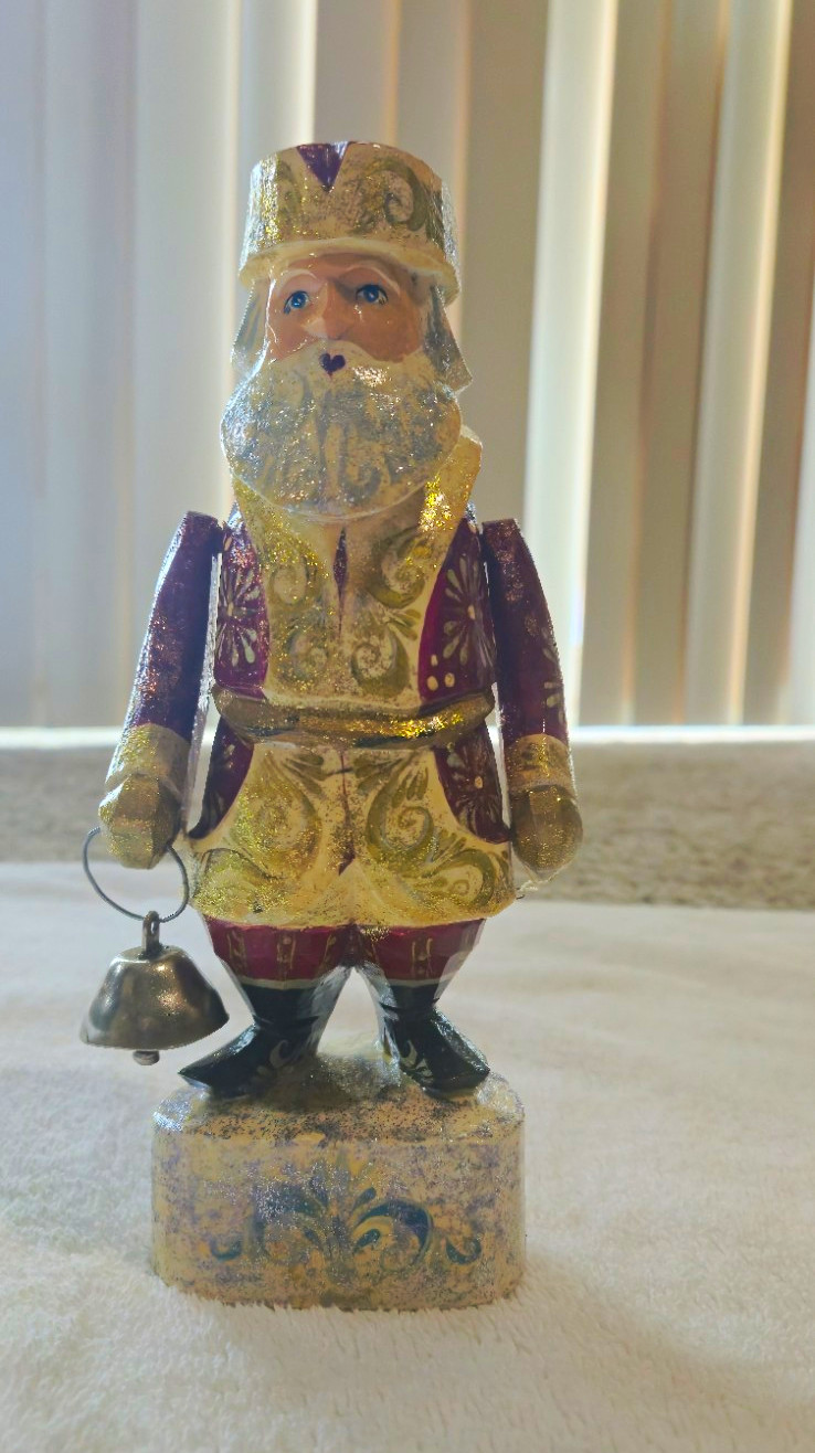 Vintage 1995 Russian Santa Carved Wood Figurine Signed S Belykh Sergiev Posad 8