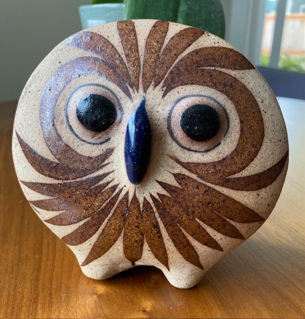 Vintage, Mexican Pottery  matte-finished Tonalá owl figurine 5\