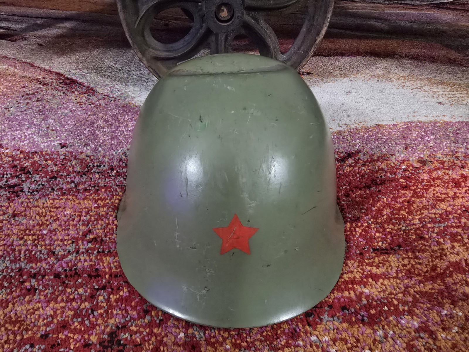 Vintage JNA YPA Yugoslav Peoples Army M59 / M85 Metal HeImet Casque & Red Star