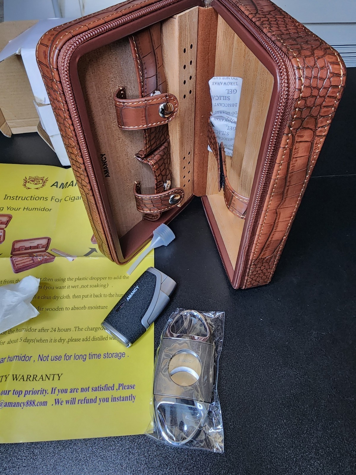 AMANCY Premium Brown Leather Cigar Travel Case Humidor W/Cutter Lighter Set