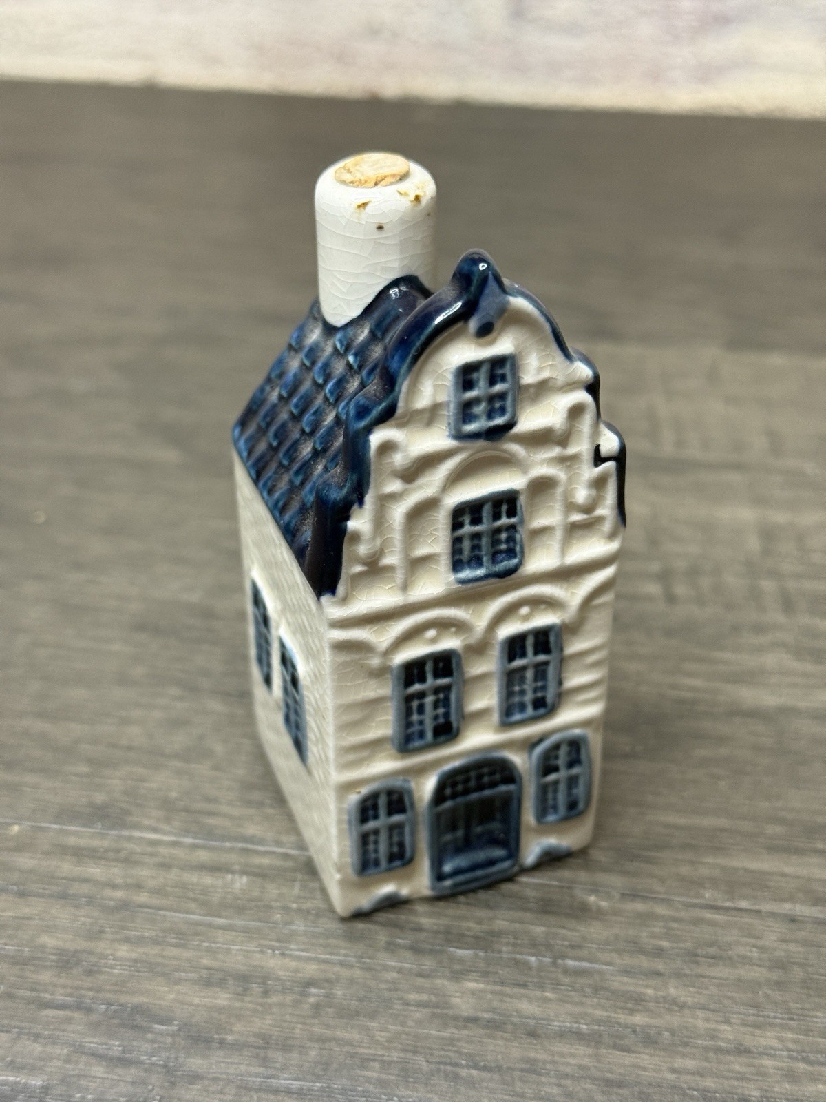 Vintage KLM Blue Delft BOLS Miniature House #21 -Empty 