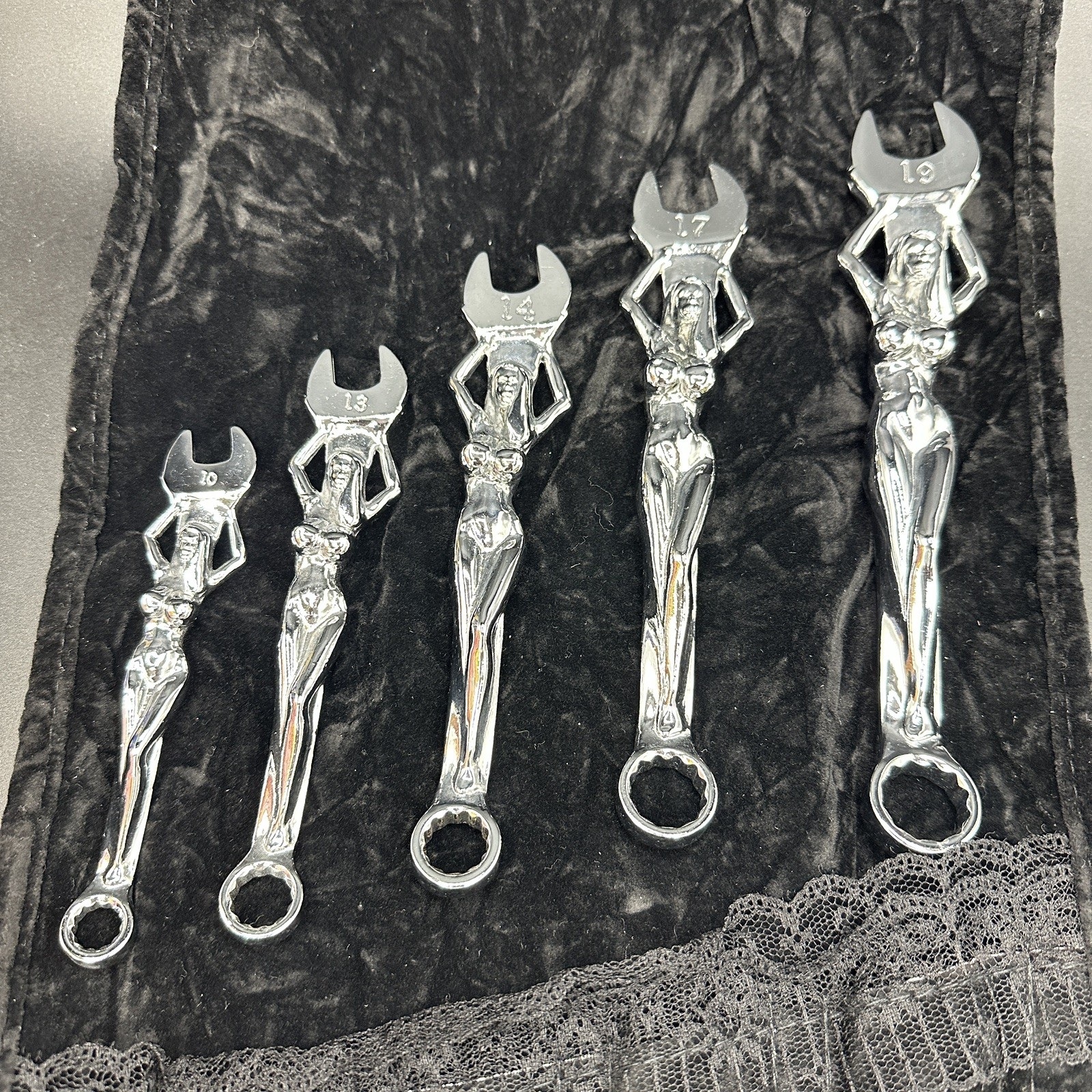 No Fear Naked Lady Metric Wrench Set w/ Velvet Tote (New without packaging)