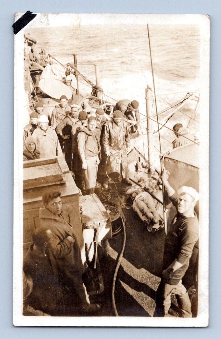 RPPC 1918. WWI SCENE, SAILORS. POSTCARD A2