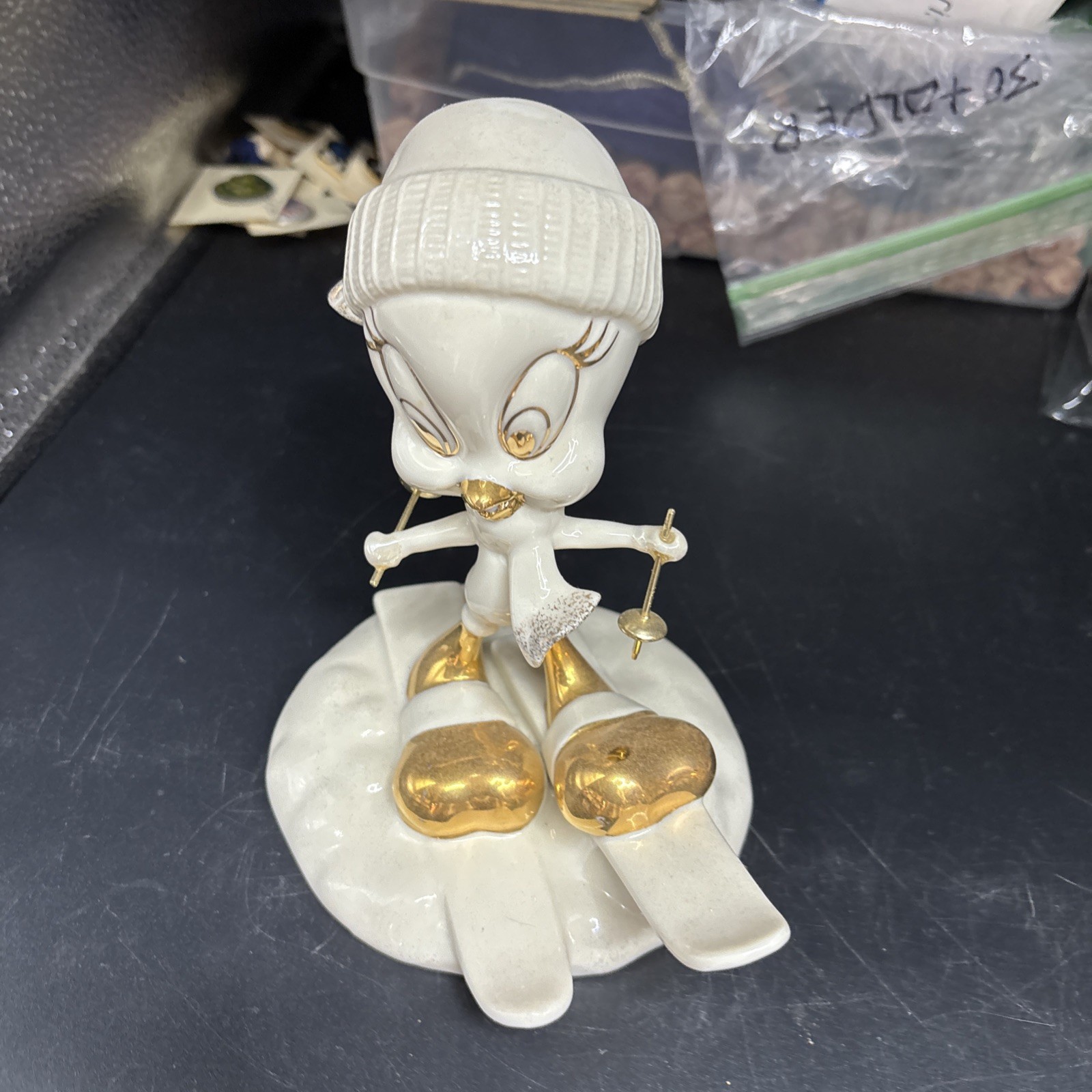 LENOX TWEETY BIRD SKING Looney Tunes Tweety Bird #842680