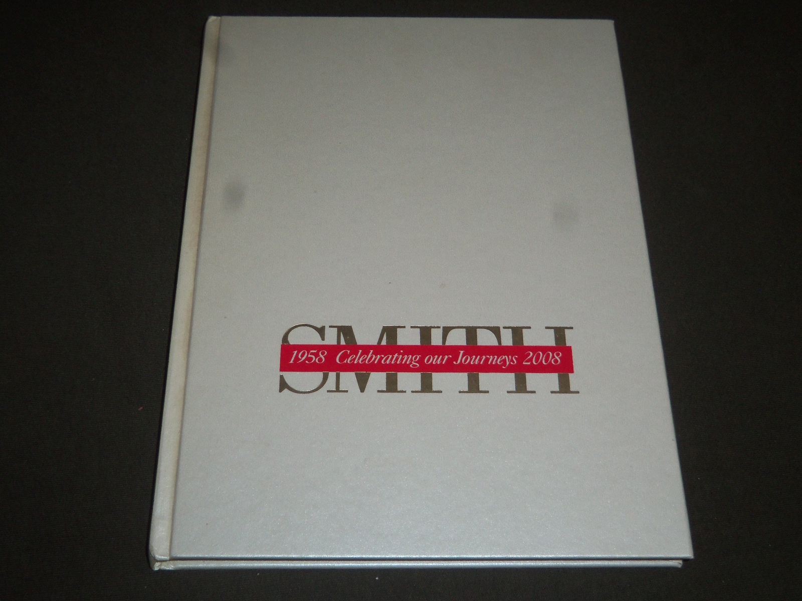 2008 SMITH COLLEGE YEARBOOK - NORTHHAMPTON, MA - GREAT PHOTOS - YB 935