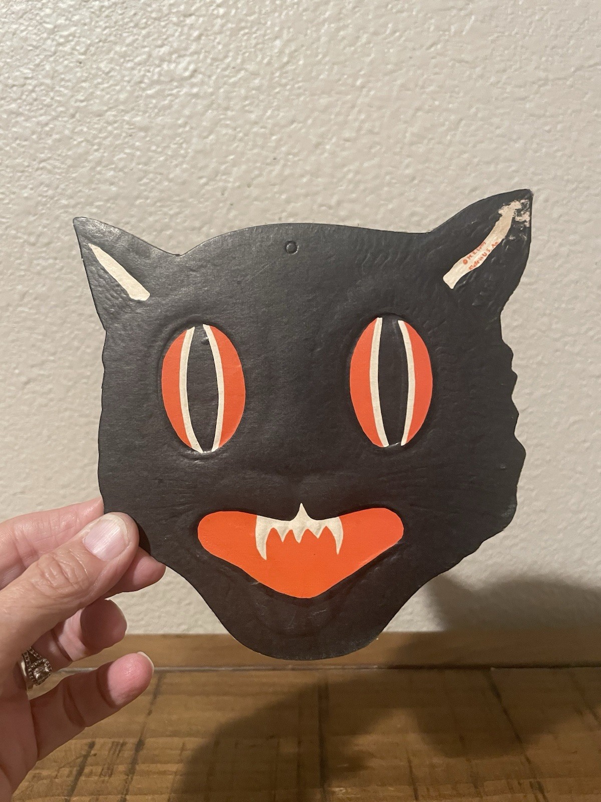Vintage Halloween 1940’s H.E. Luhrs Embossed Black Cat Die Cut