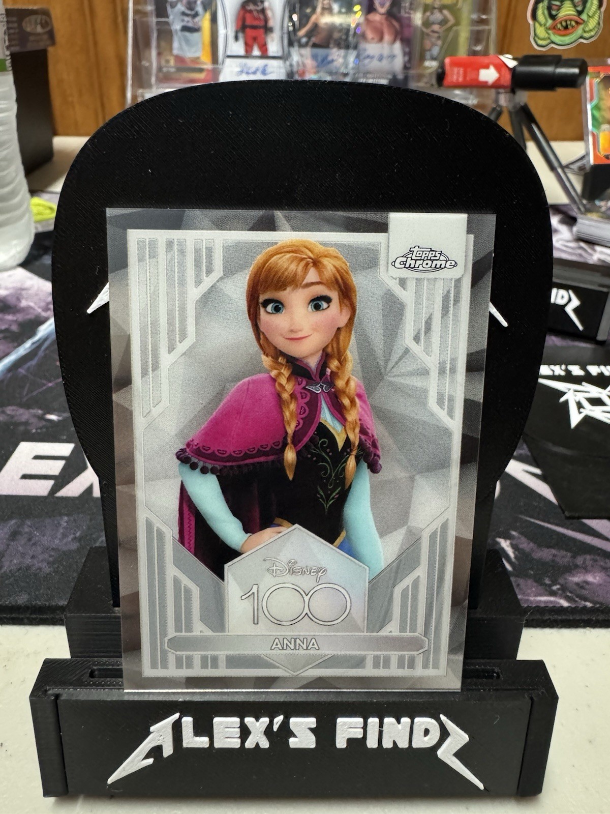 Anna - Frozen Topps Chrome 2023 - Disney 100 - Base #9