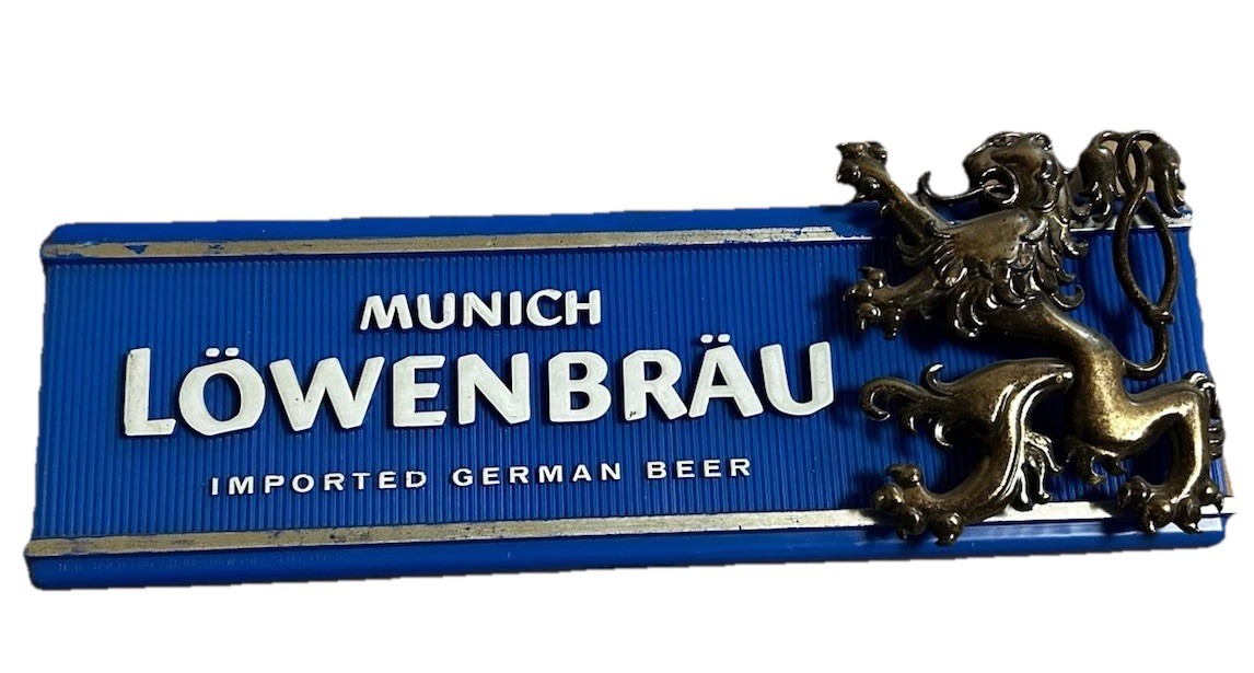 VTG Lowenbrau Imported German Beer Munich Raised Plastic Hang/Stand Sign
