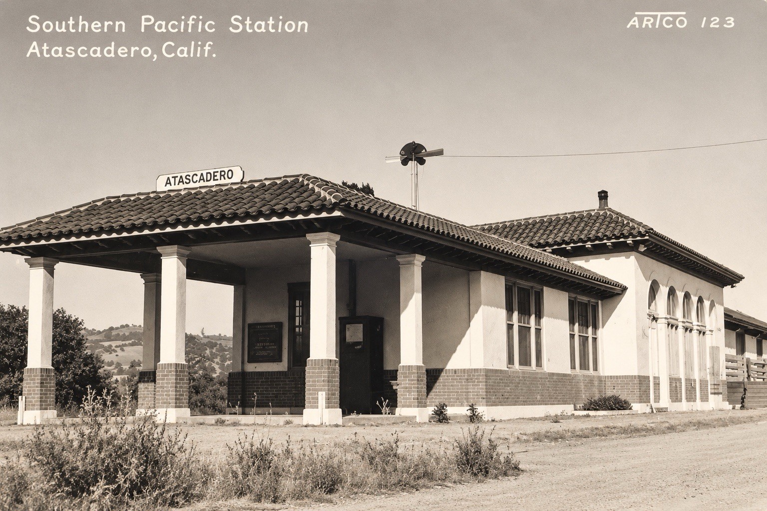 REPRINT RPPC Soutbern Pacific Station Atascadero, Calif Railroad Depot E190