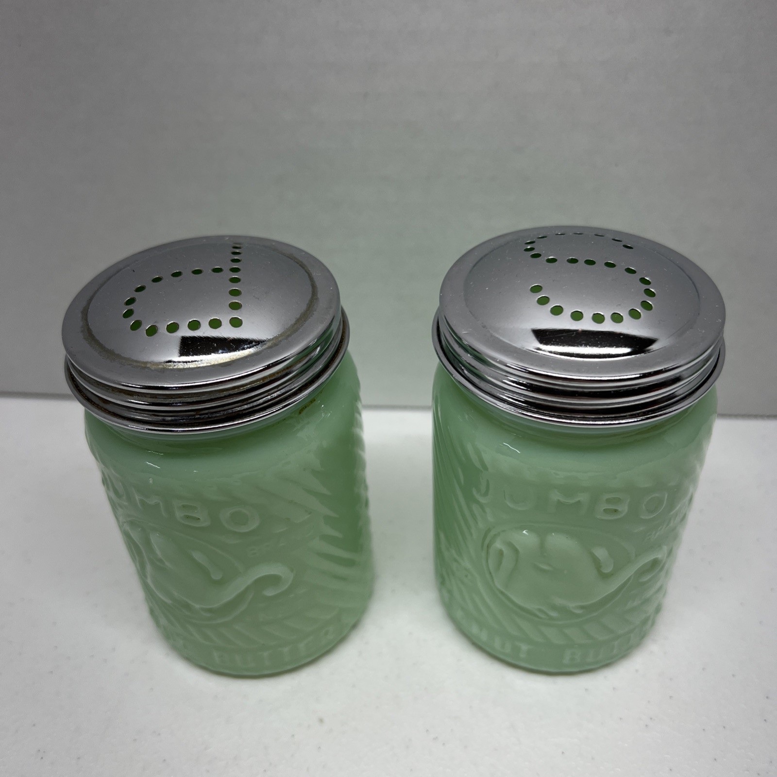 Vintage Jumbo Peanut Butter Jadite Glass Salt Pepper Shakers Elephant Frank Tea