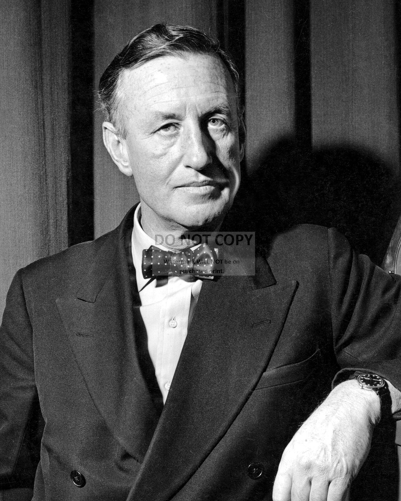 IAN FLEMING \
