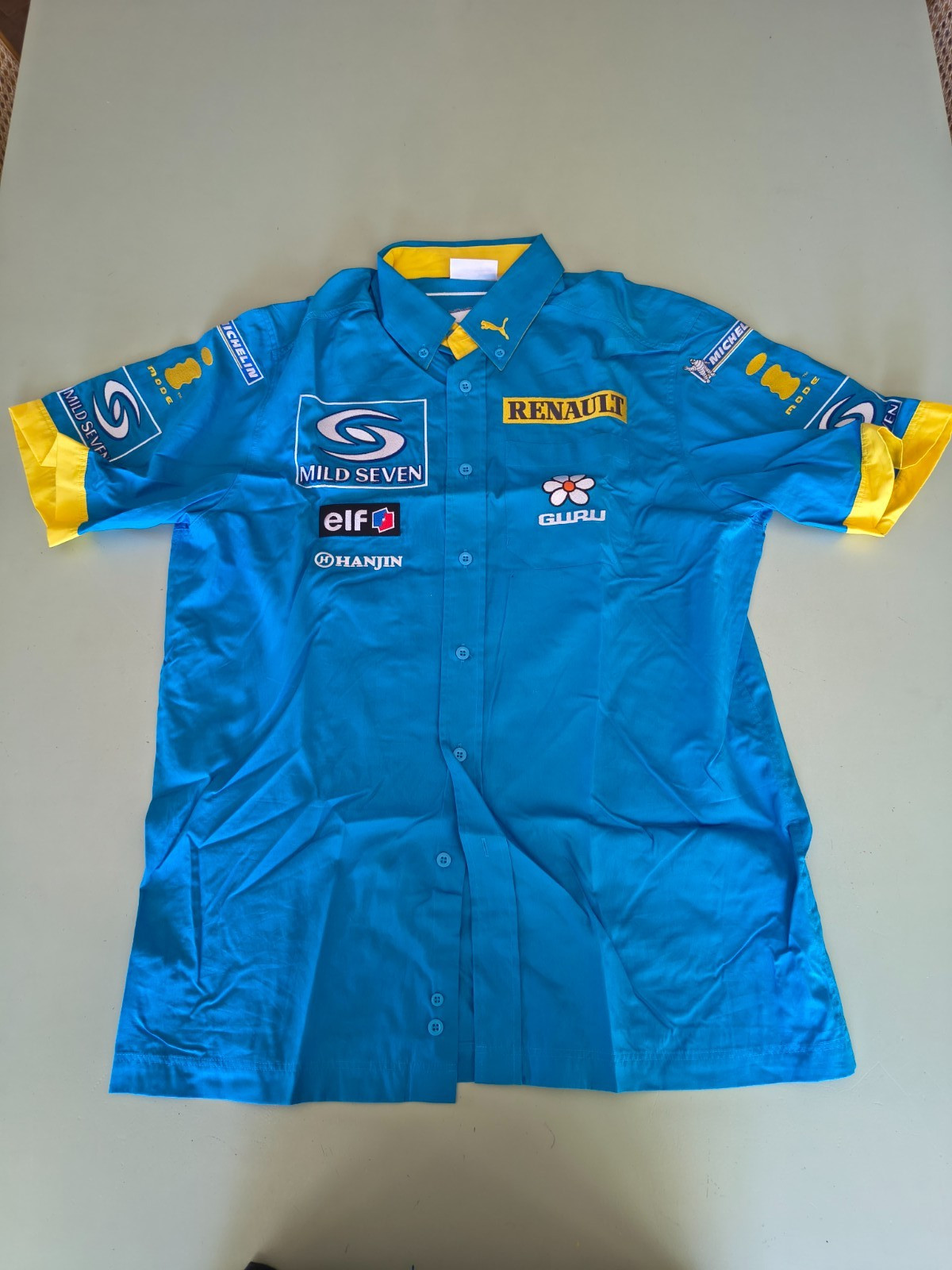 Authentic 2005 Renault F1 Team Pit Crew Shirt Puma Size L Mild Seven F1 Genuine Authentic 2005 Renault F1 Team Pit Crew Shirt Puma Size L Mild Seven F1 Genuine