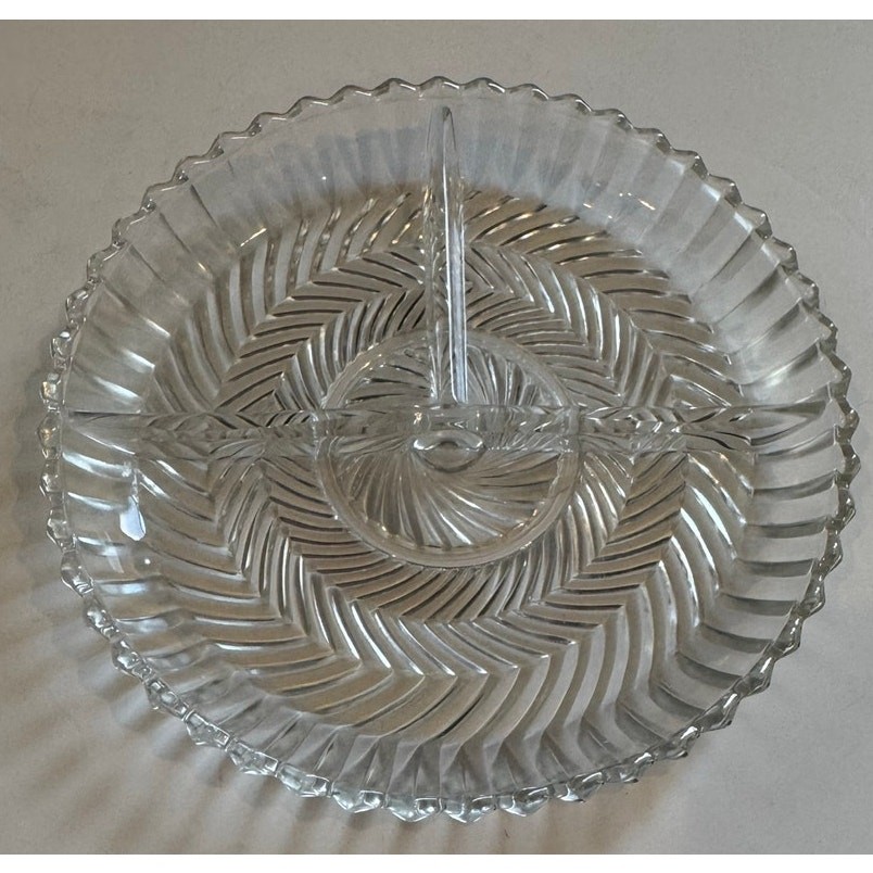 3 Section Divided Herringbone Glass Relish Tray 7
