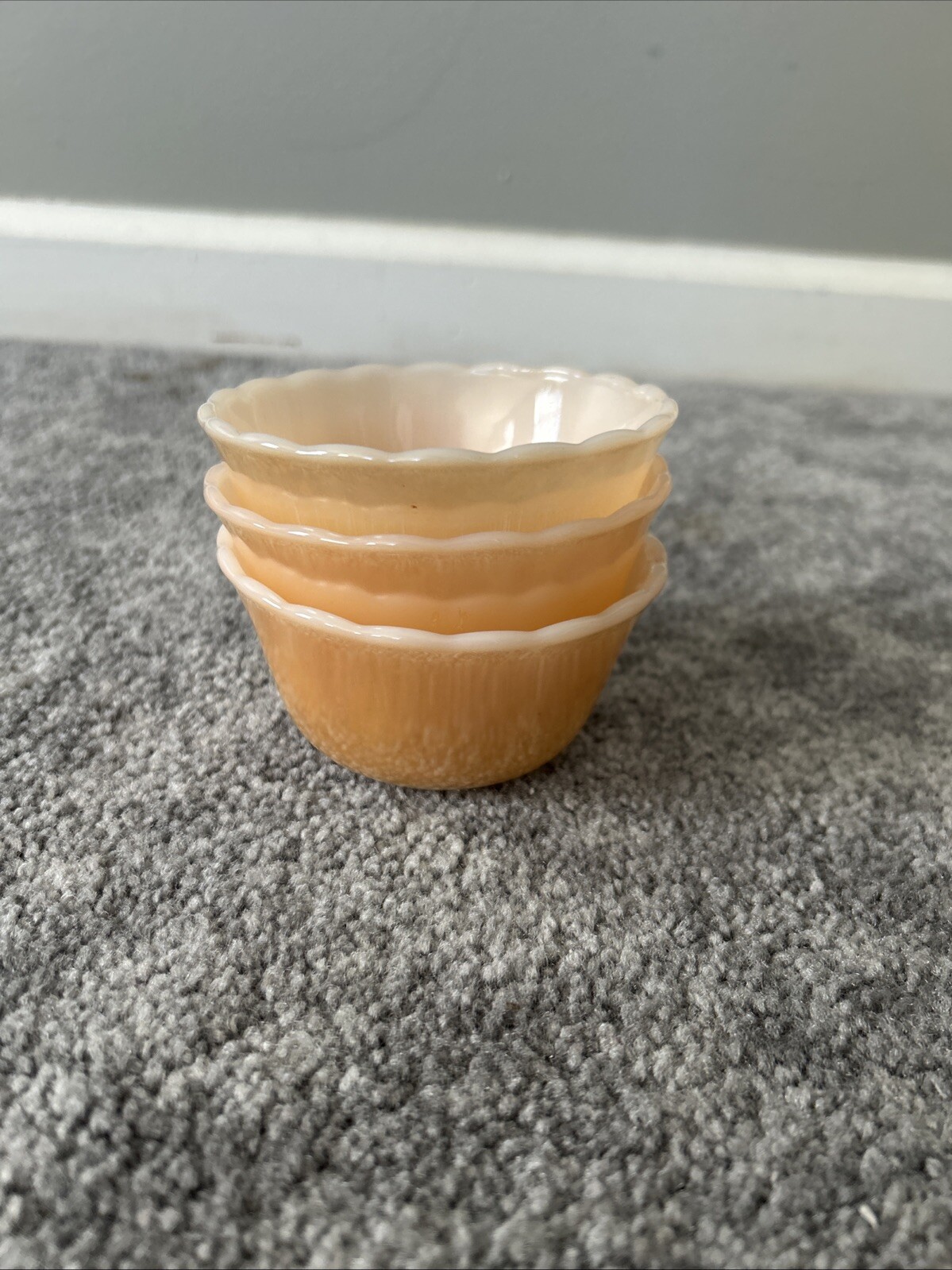 3 FIRE KING PEACH LUSTER CUSTARD RAMEKIN BOWLS SCALLOP EDGES HOLDS 6 OZS USA 424