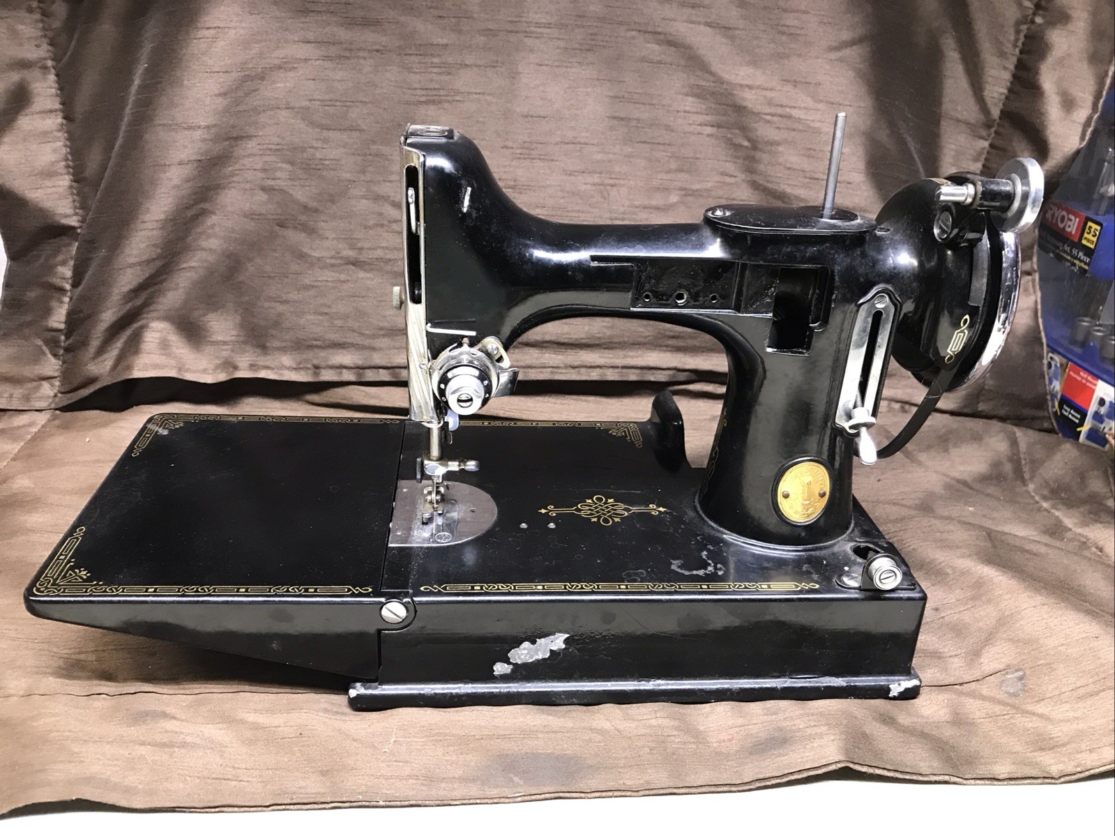 Vintage SINGER 221 Featherweight Sewing Machine Part Or Repair