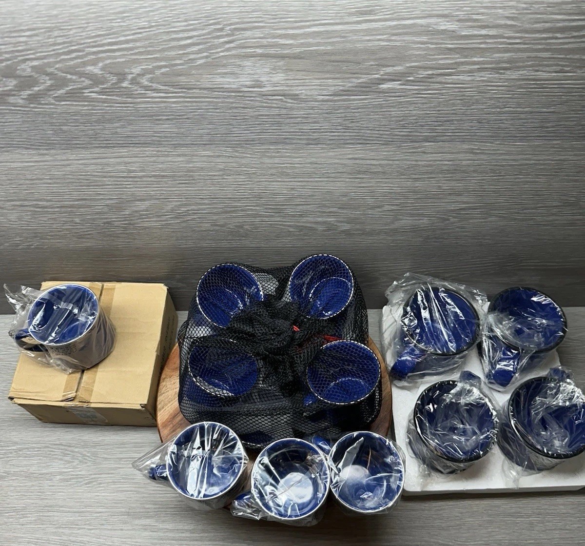 Vintage Marlboro Morning Sky 20pc Camp Set - 12pc Enamel Kit + 8 Mugs