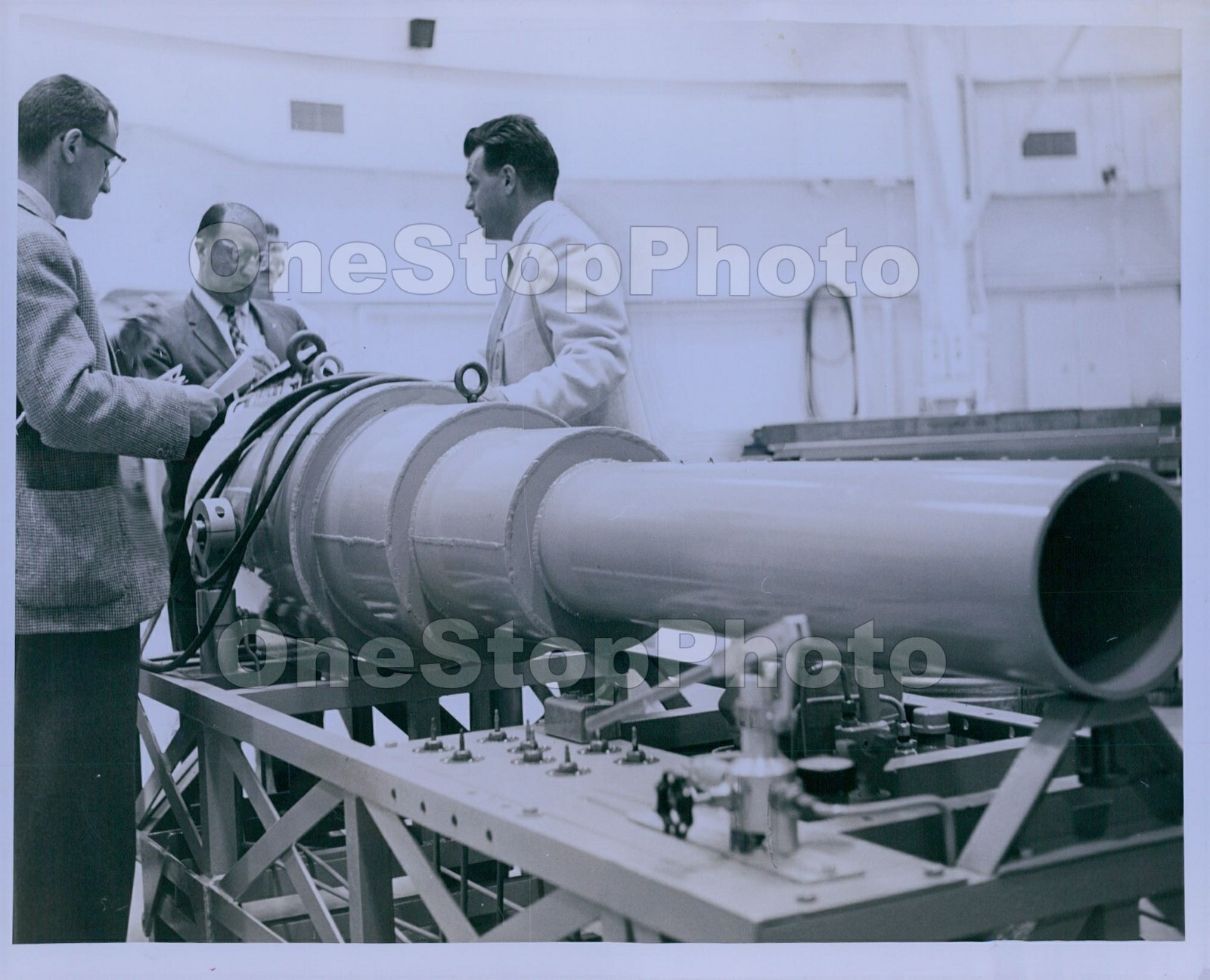 1958 UC Radiation Lab LIVERMORE CA Fred Shon Supervisor  Press Photo