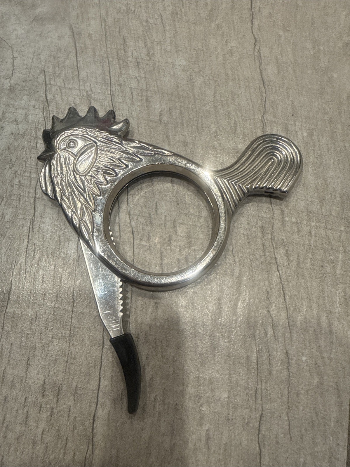 Quiet Egg Slicer Rooster