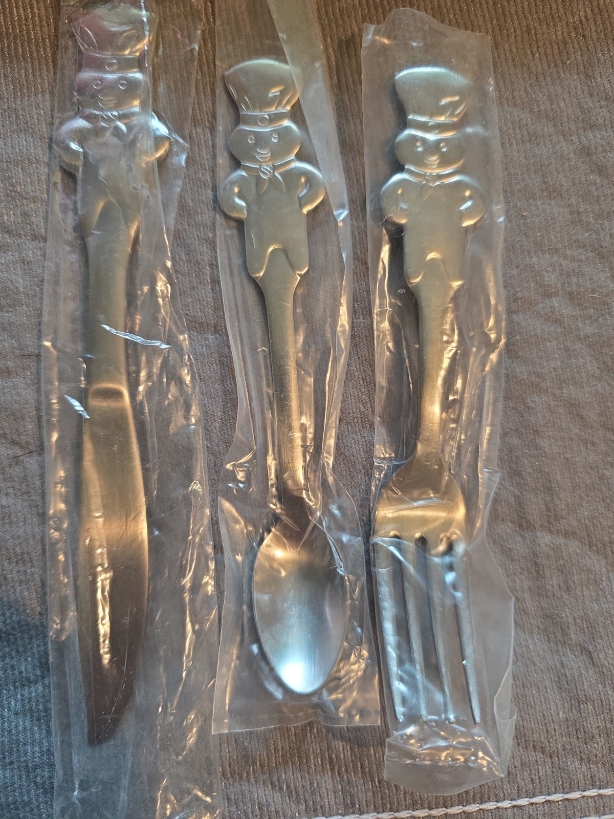 Pillsbury Doughboy Poppin'Fresh Silverware NIP