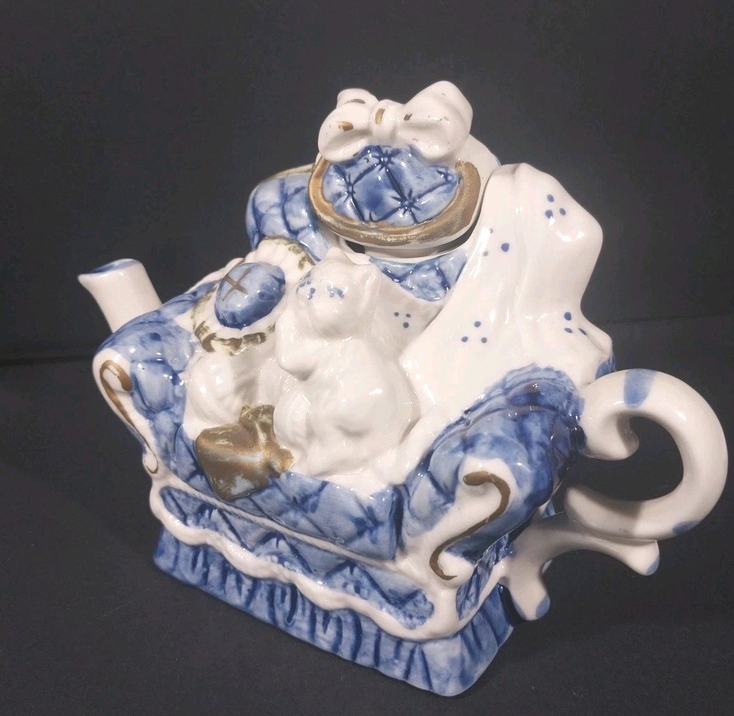 Vintage ALT Ceramic Armchair Cat Teapot Blue White Gold No. HP0499 Cottagecore